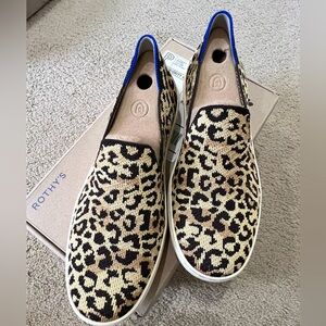 Women’s Authentic Rothy’s Camo Cat Slip Ons